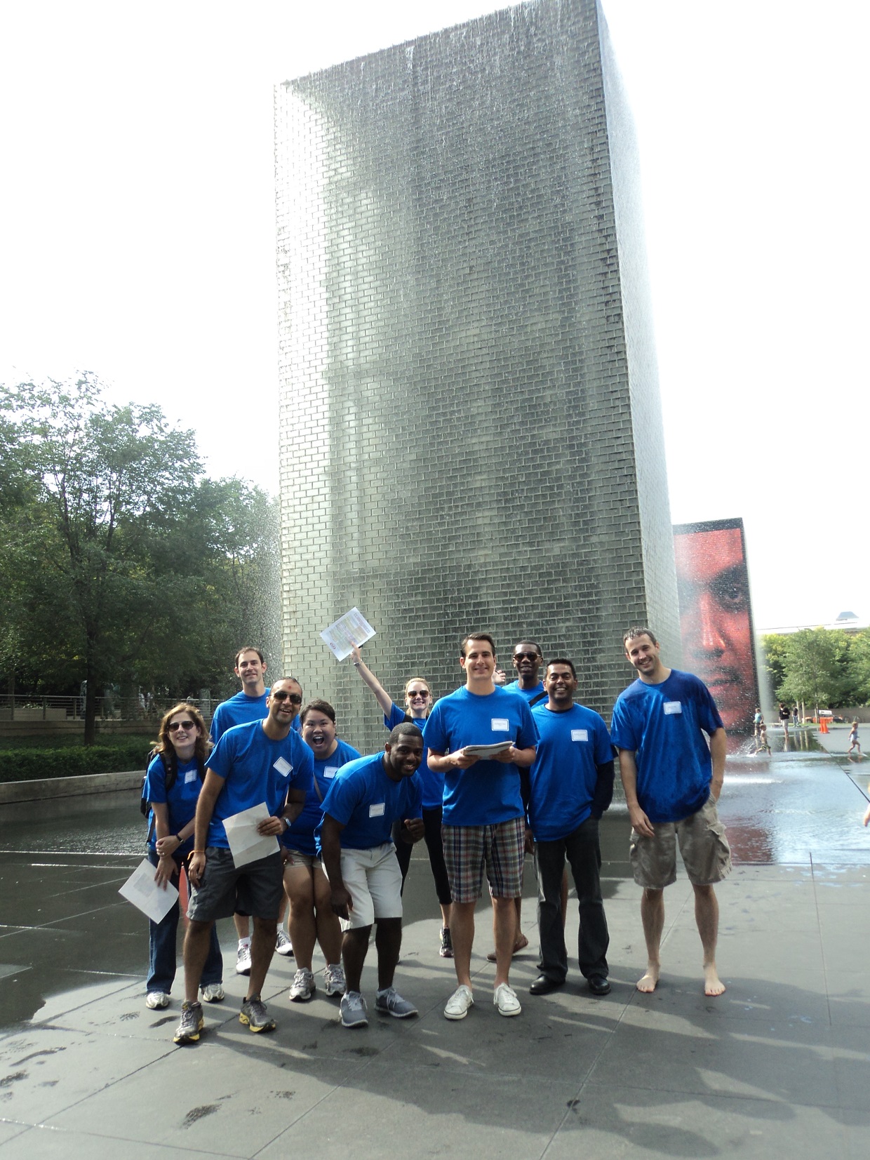 Team posing at fountains downtown chicago on our amazing race scavenger hunt